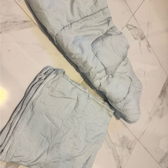 Carousel Designs Blanket #24 - Picture 6 of 6